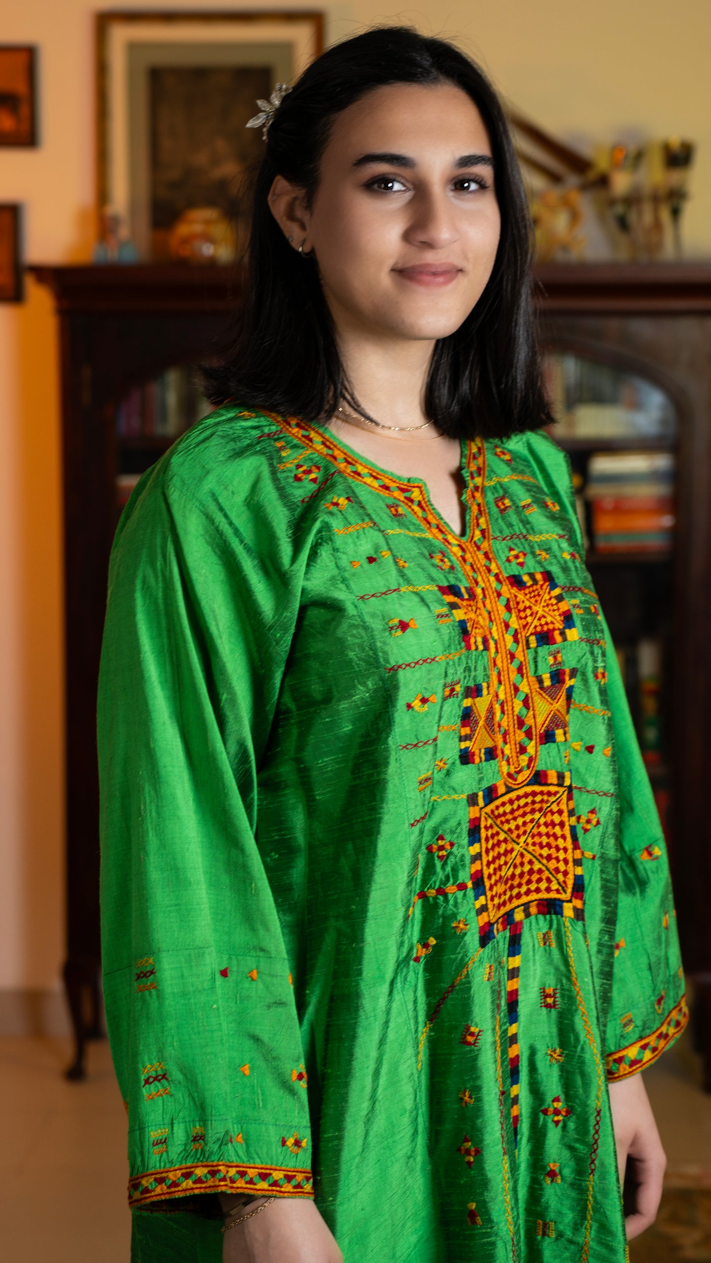 “Akhmim Bridal Silk Thobe – ثوب العروس الأخميمي الحريري”