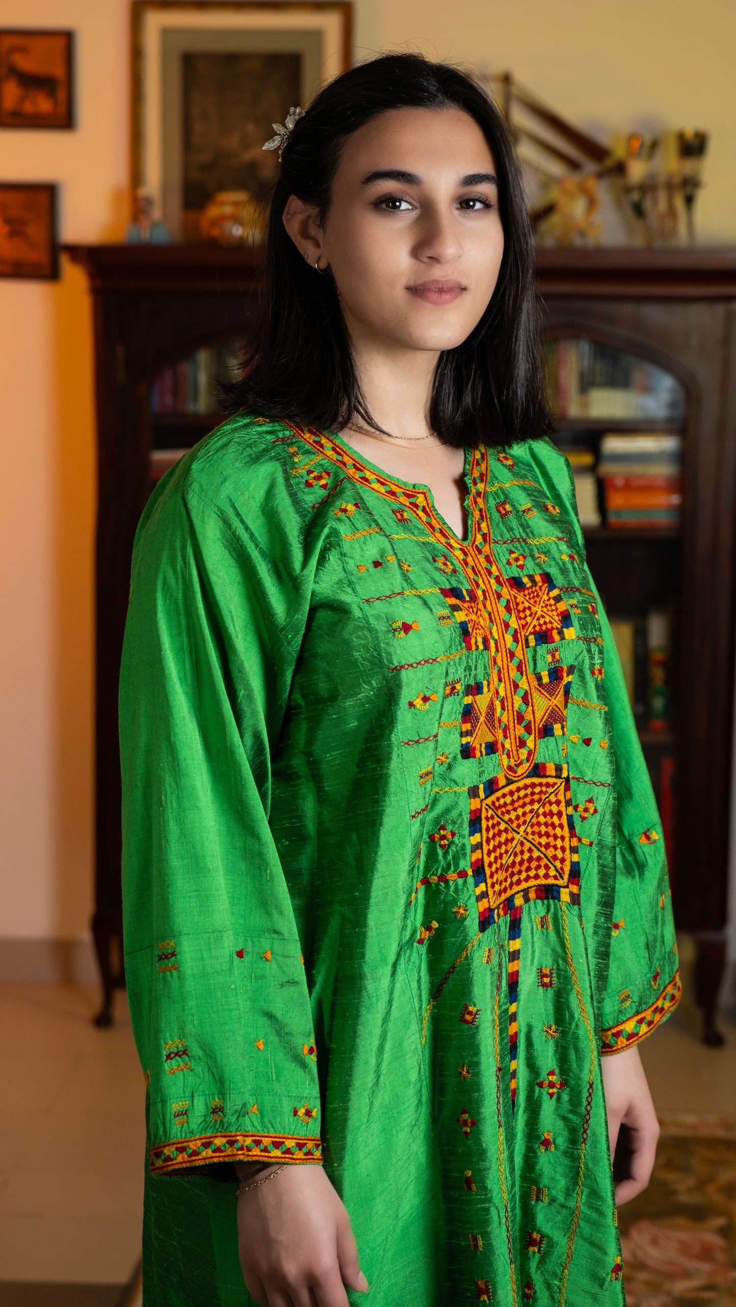 “Akhmim Bridal Silk Thobe – ثوب العروس الأخميمي الحريري”