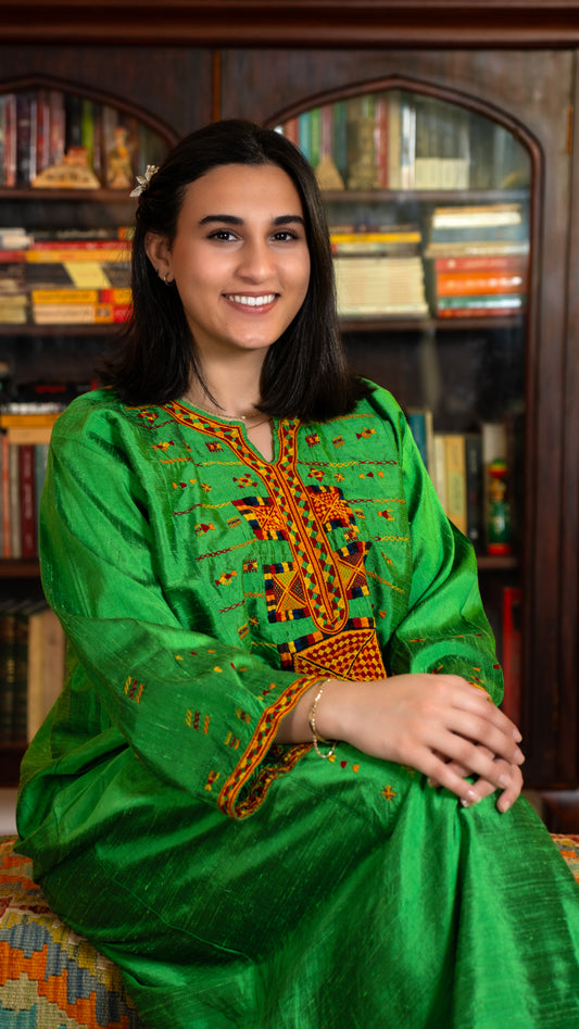 “Akhmim Bridal Silk Thobe – ثوب العروس الأخميمي الحريري”