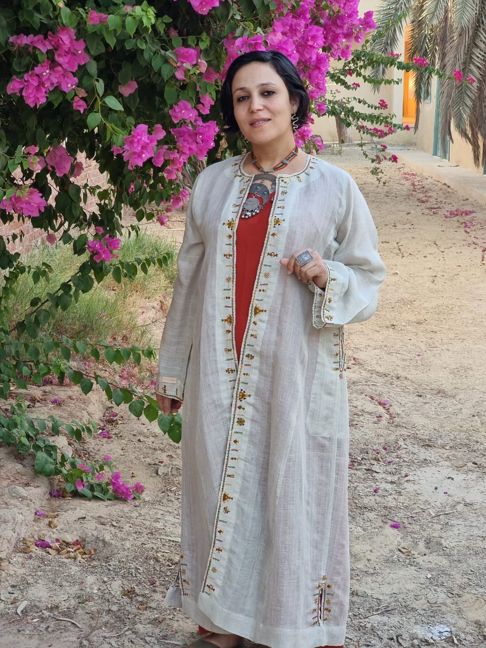Sahara- Natural Linen Cardigan صحراء - كارديجان الكتان الطبيعي