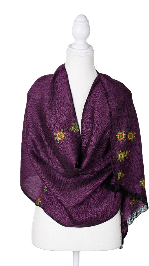 Tiraz (The Embroidered Shawl)